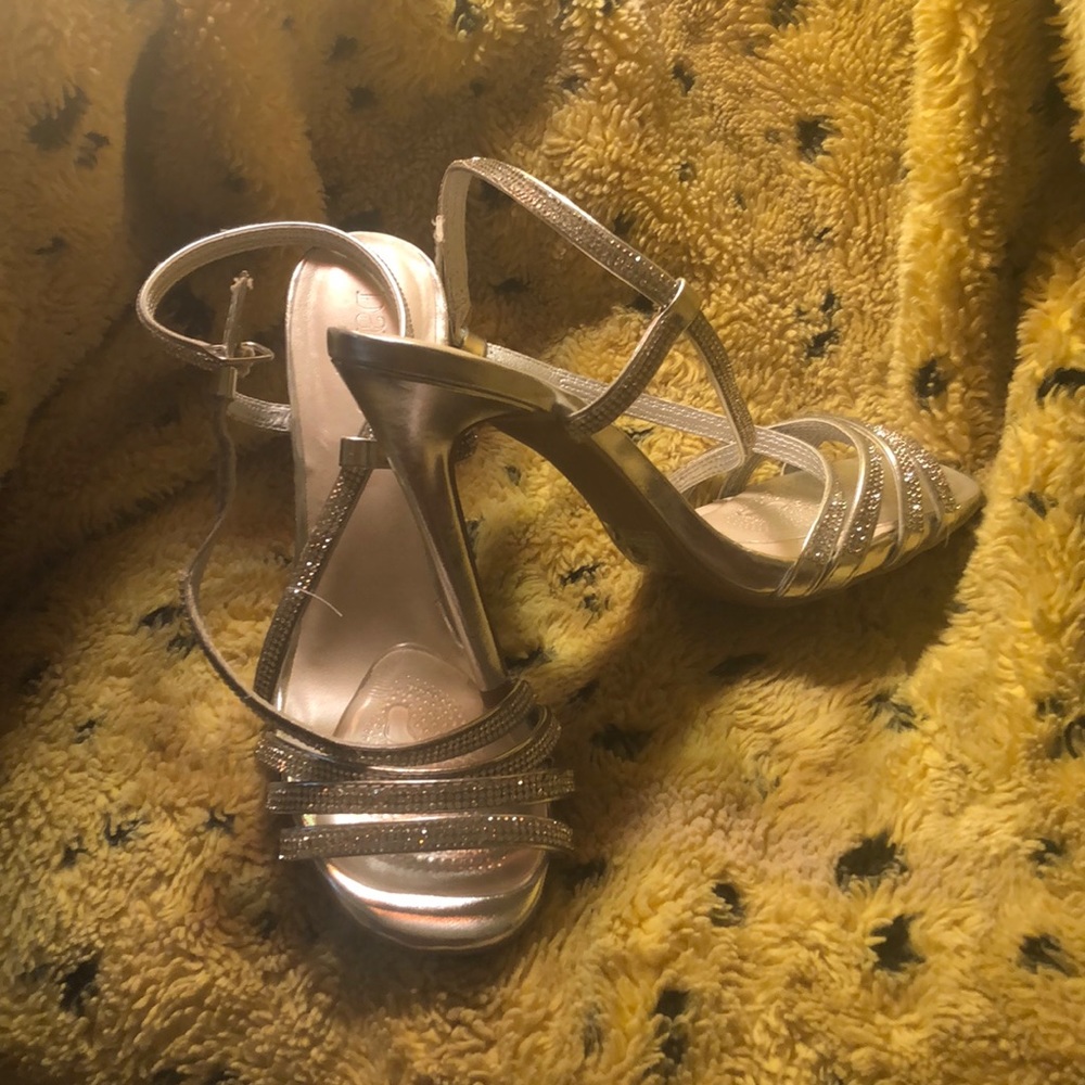 Silver studded like diamond open toe heel